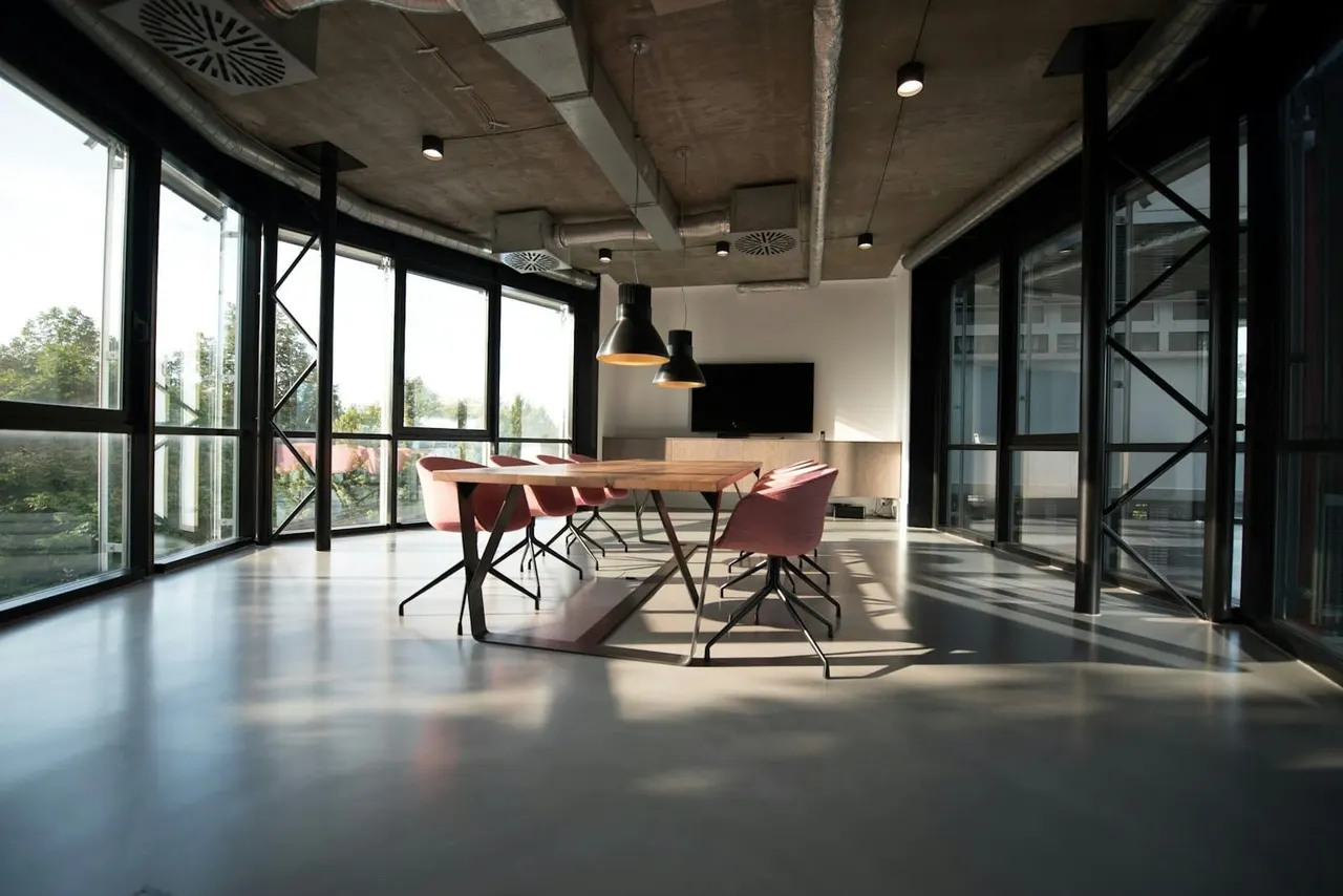 Cómo elegir empresa de Facility Management en Uruguay: 7 criterios decisivos